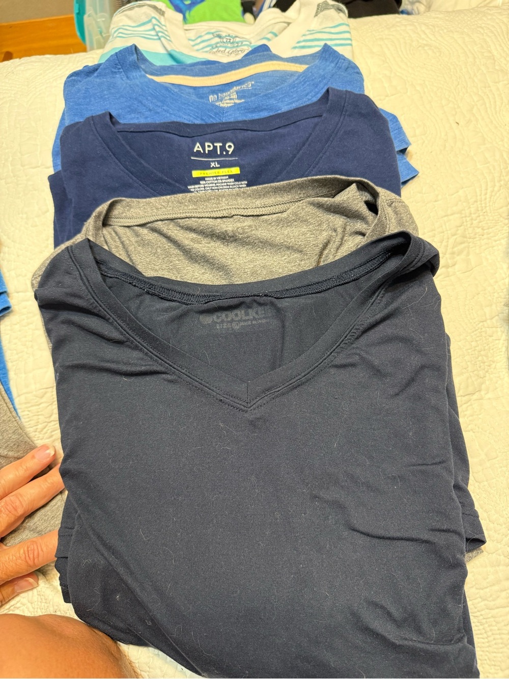 Bundle of 5 Men’s XL V-Neck Shirt - Classic Everyday Tee